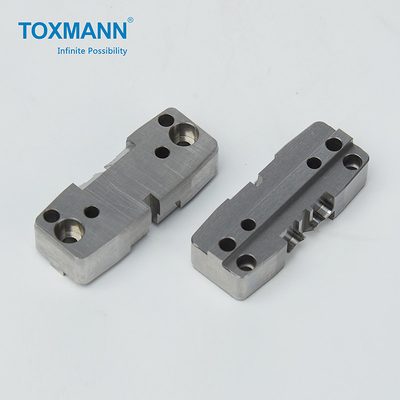 Antiwear NAK80-Staal CNC die Tolerantie 0.01mm machinaal bewerken van de Delen Hoge Precisie