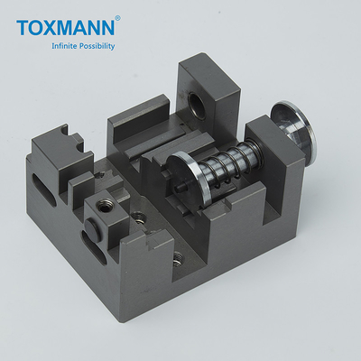 Multifunctionele CNC Machinaal bewerkte Tolerantie 0.01mm van Aluminiumdelen voor het Vastnagelen van Materiaal